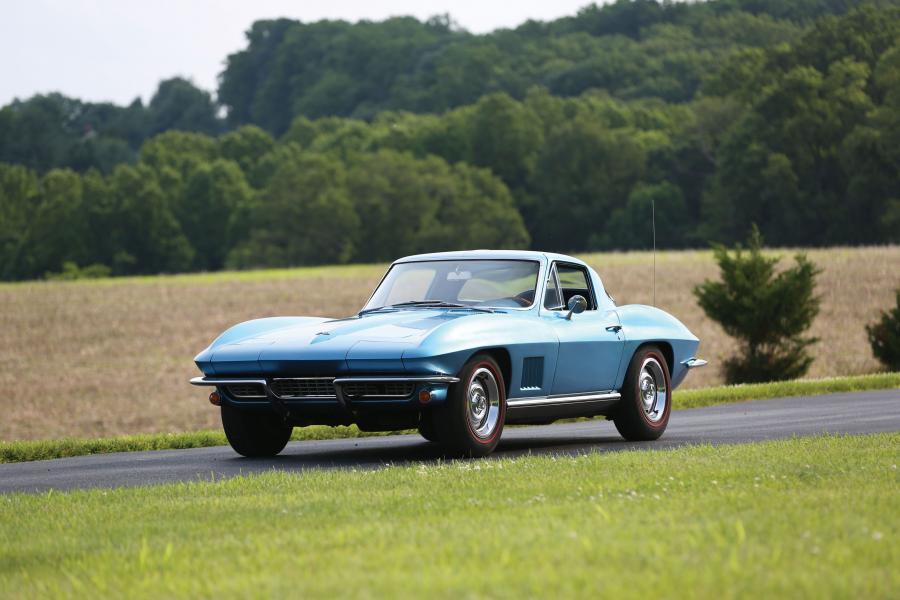  Chevrolet Corvette Stingray 1967 года  (фото 4 из 26)